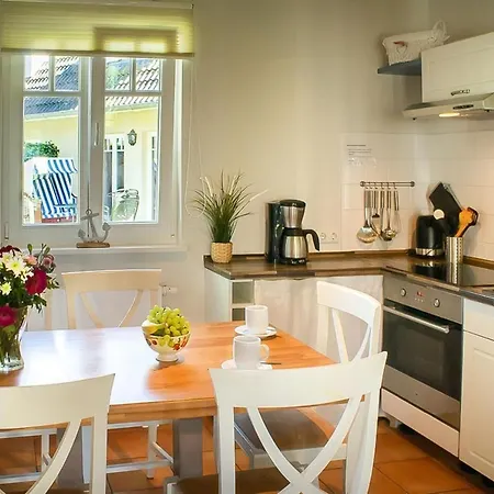 Seepferdchen, 13b, Haus Zingst 13b Holiday home *